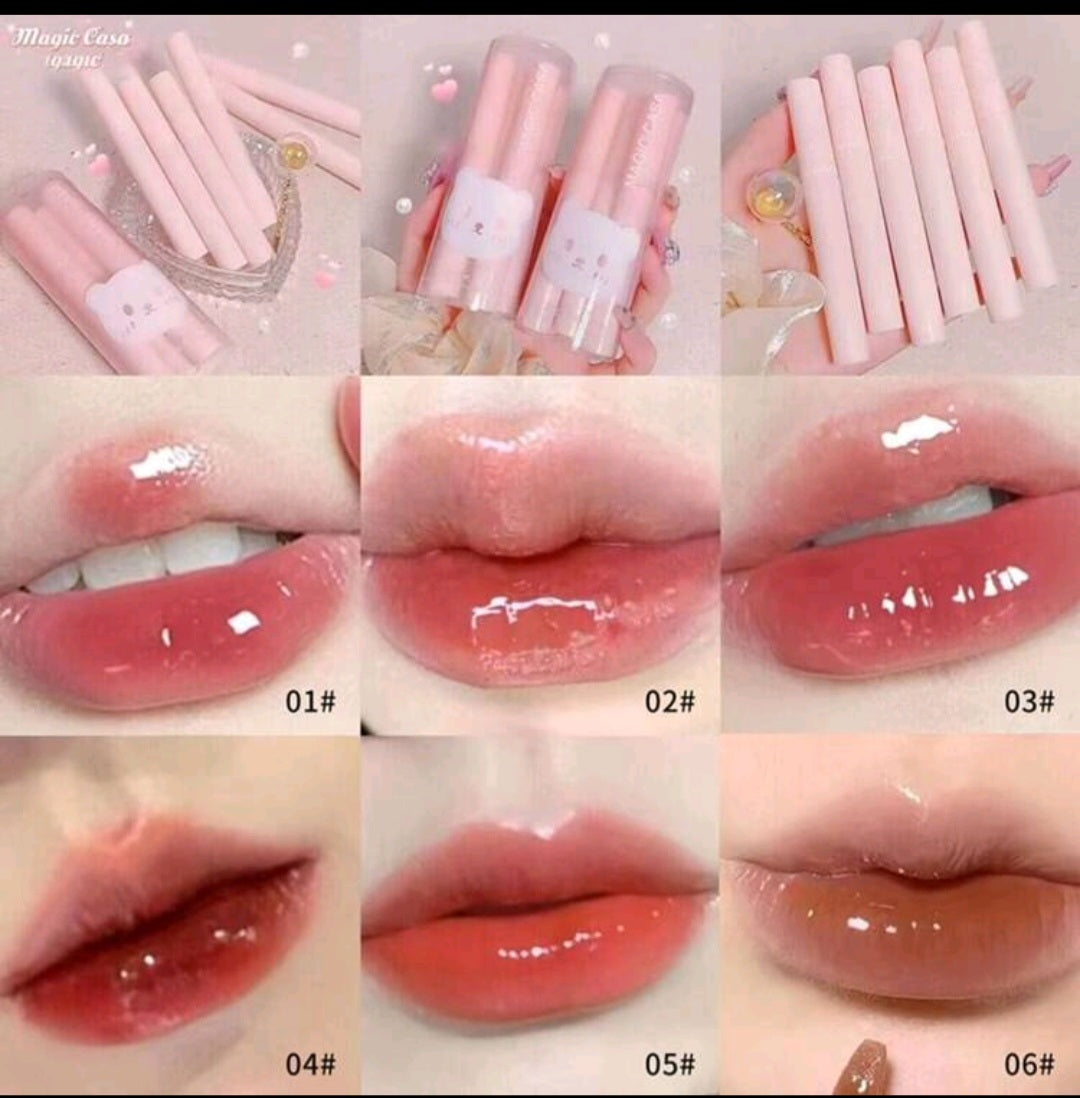 5Pcs Bear Lip Glaze Jelly Lipstick,Liquid Lipstick Cute Bear Lipgloss Moisturizing Lip Stain Plumping Water Mirror Lip Gloss Waterproof Long Lasting Lip Tint