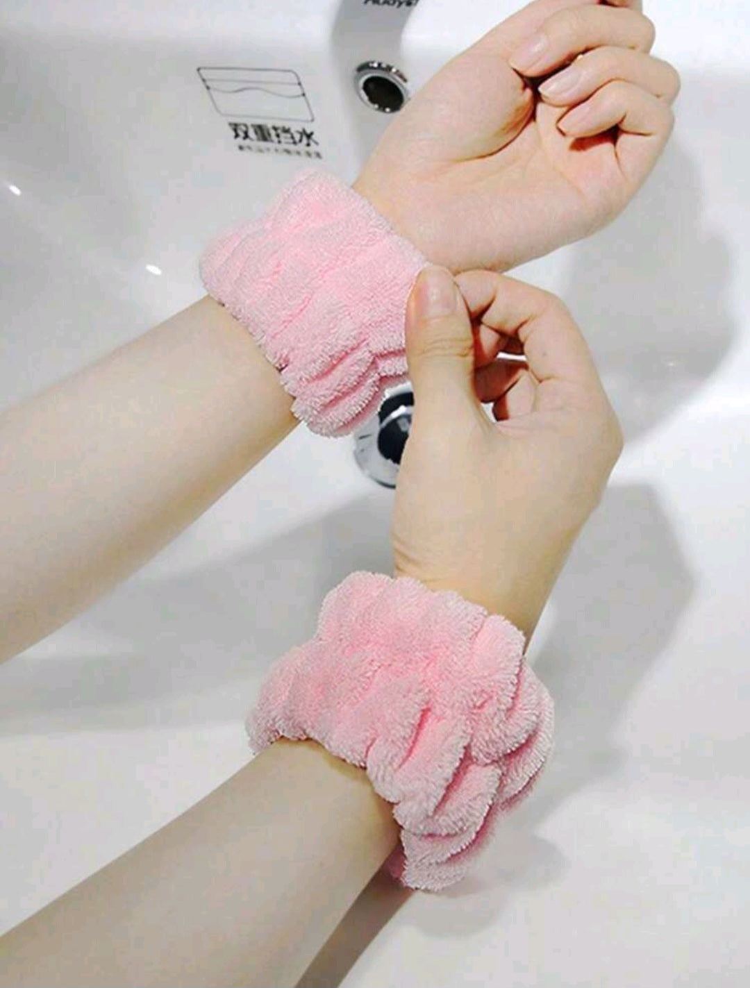 3pcs Set Bow-Knot Facial Cleansing & Toiletry Set, Moisture-Proof