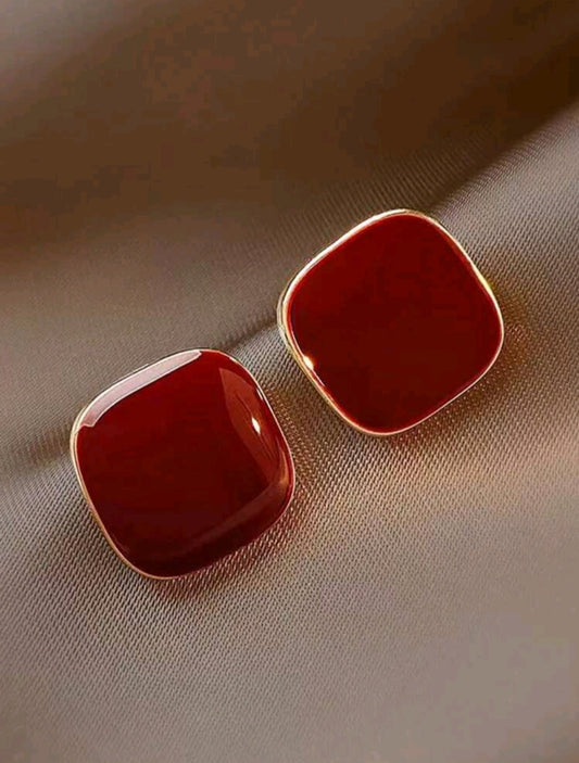 Women’s earring